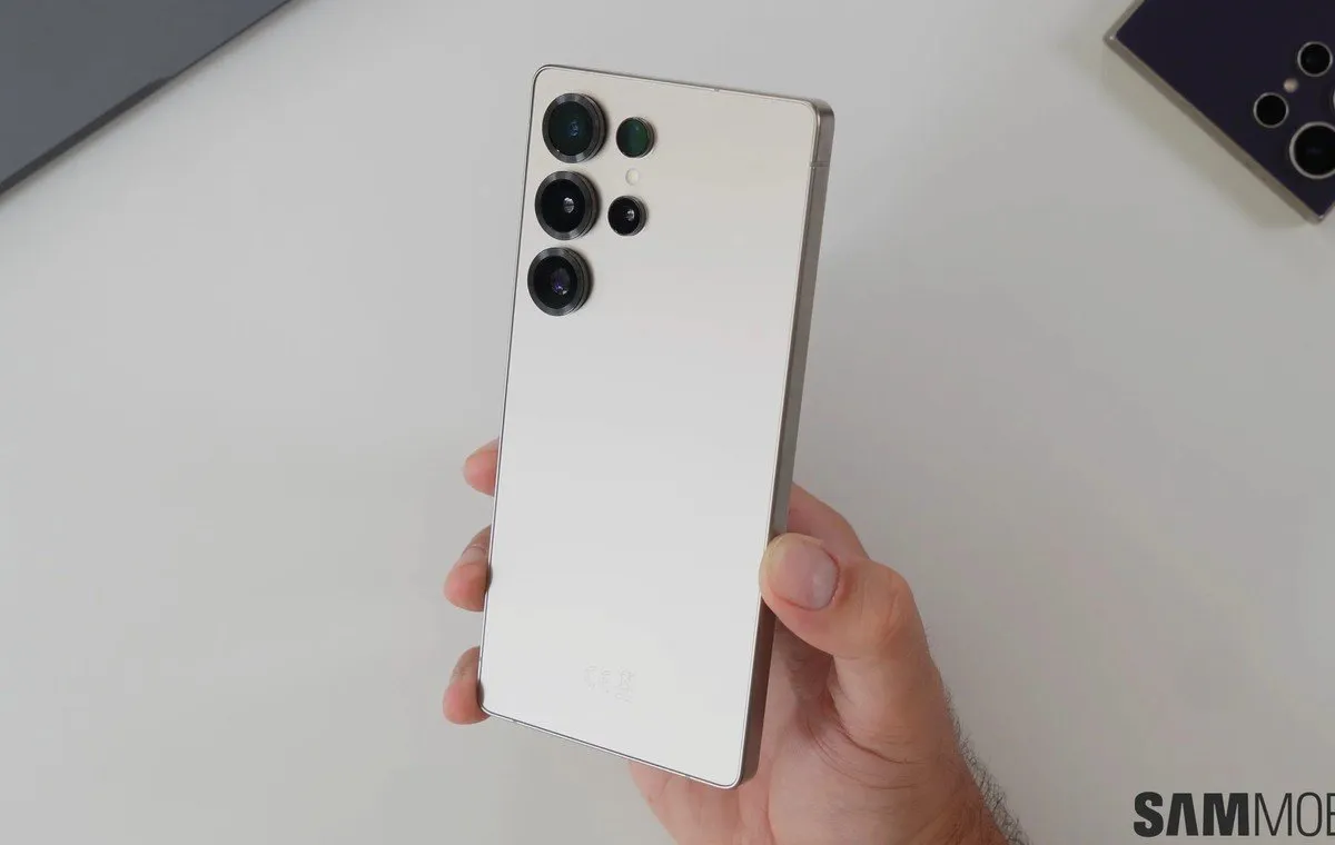 دوربین گلکسی S25 اولترا