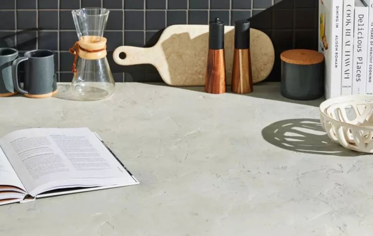 معایب و مزایای انواع روکش پیشخوان آشپزخانه 