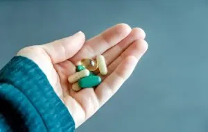 معرفی بهترین مولتی ویتامین برای زنان بالای 40 سال