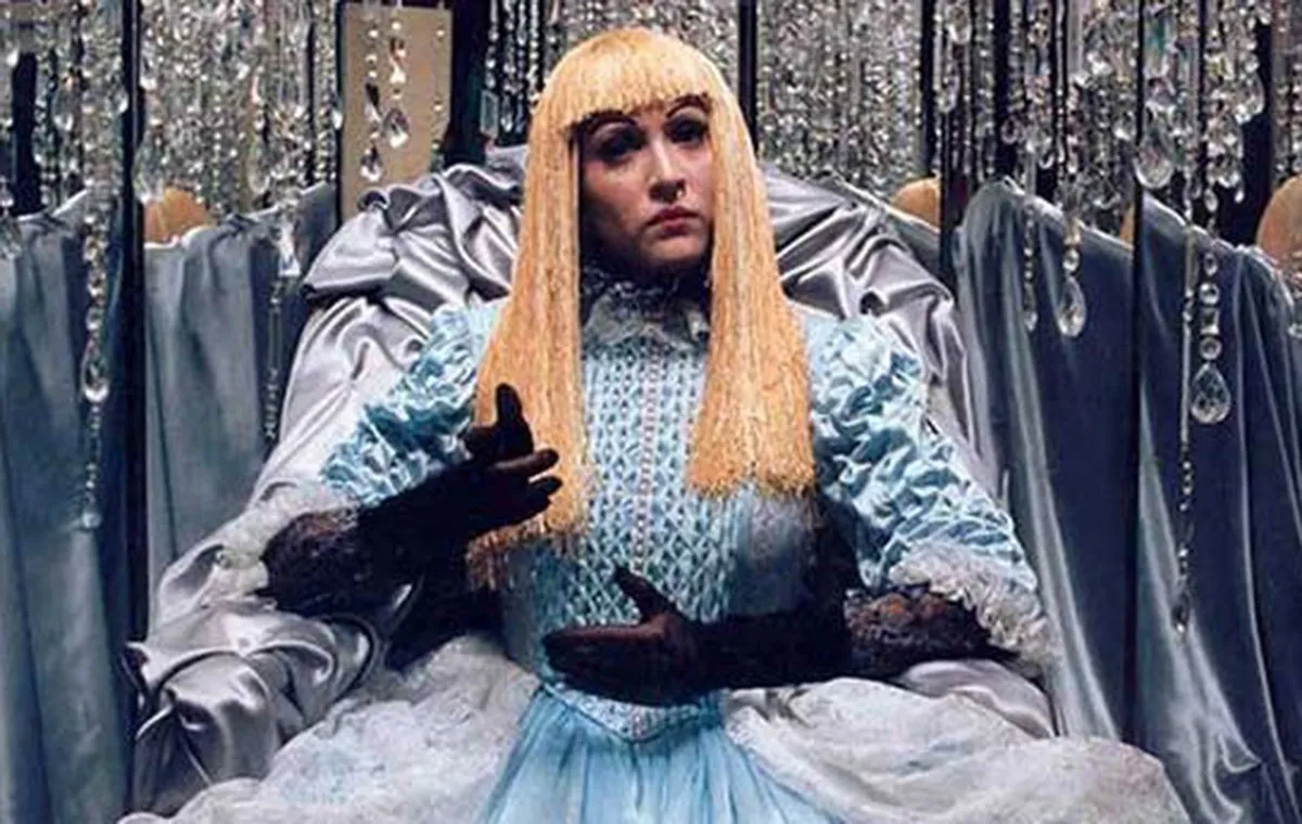 ویشکا آسایش