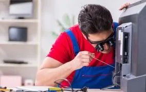 آشنایی با مشکلات تلویزیون آیوا