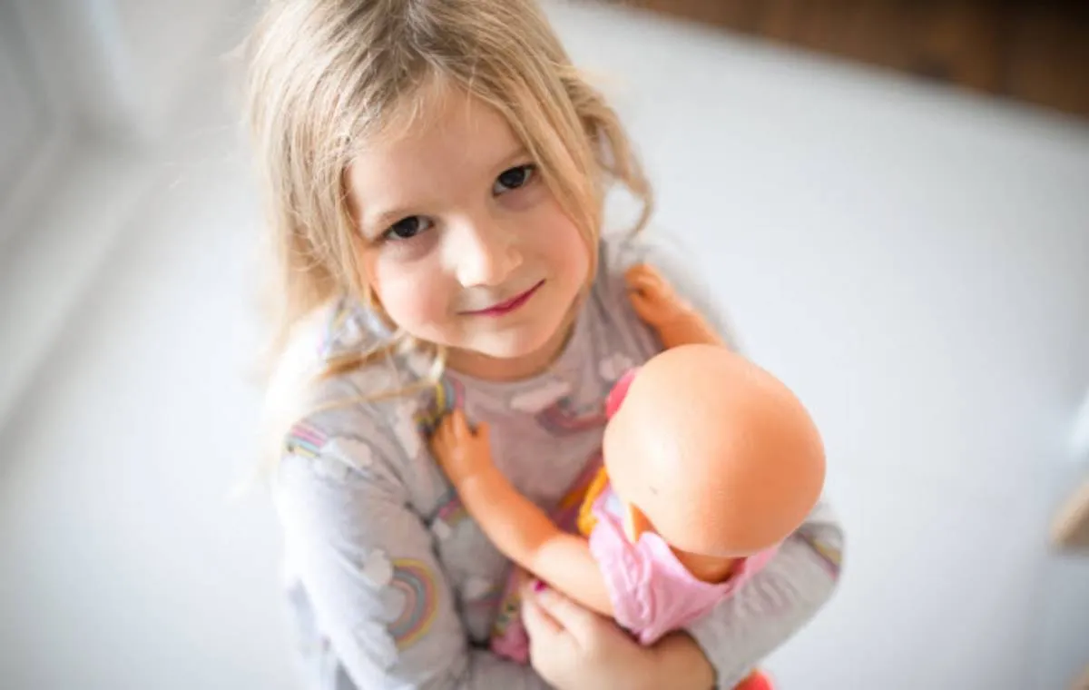 تأثیر بازی با عروسک برای کودکان 