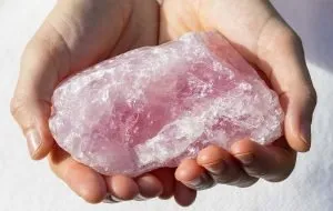 خواص سنگ کوارتز