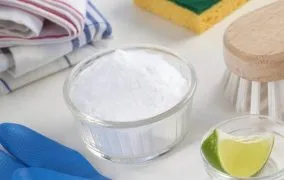 استفاده از نمک برای تمیز کردن خانه