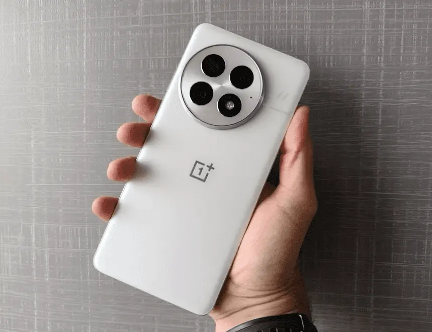 قیمت جهانی گوشی موبایل وان پلاس ۱۳