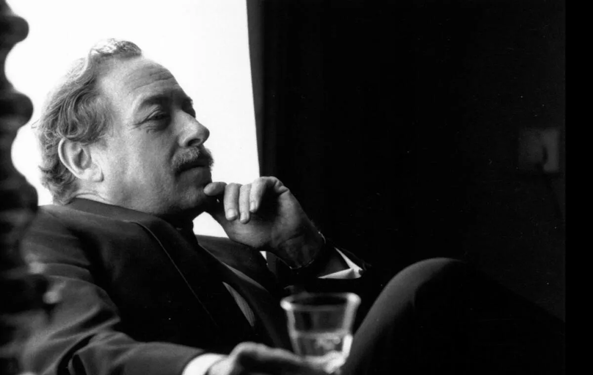 نقد کتاب «باغ وحش شیشه‌ای»