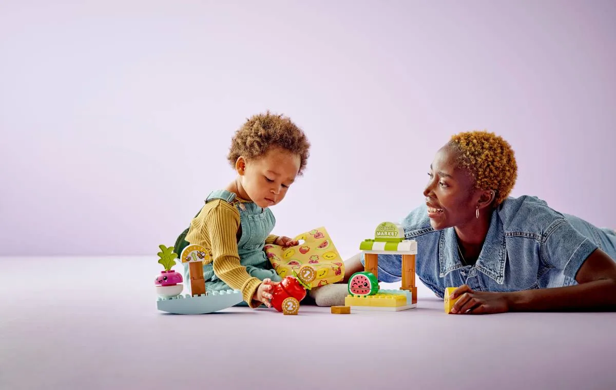 فهرست بهترین اسباببازیها برای تقویت خلاقیت کودکان دو ساله