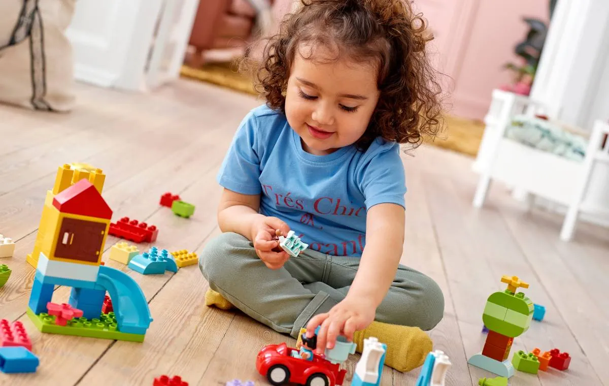 بهترین اسباب‌بازی‌ها برای کودکان دو ساله