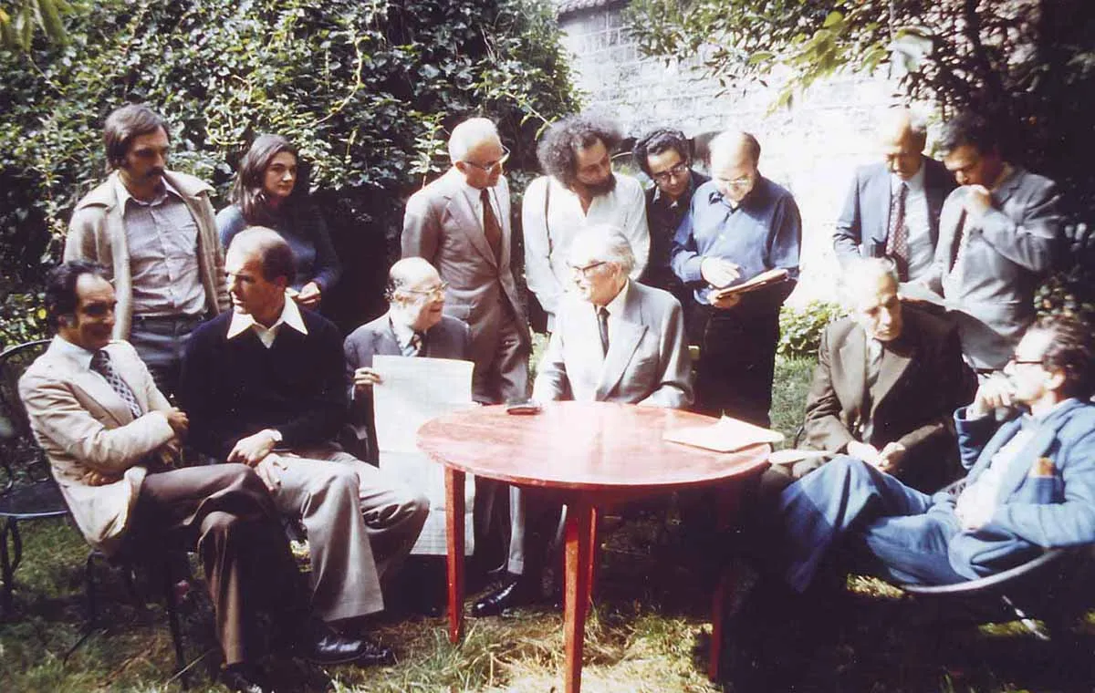 ژانرهای ادبی متفاوت