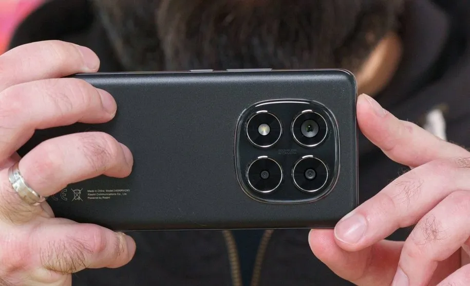 مقایسه دوربین ردمی نوت 14 پرو 5G با گلکسی A55