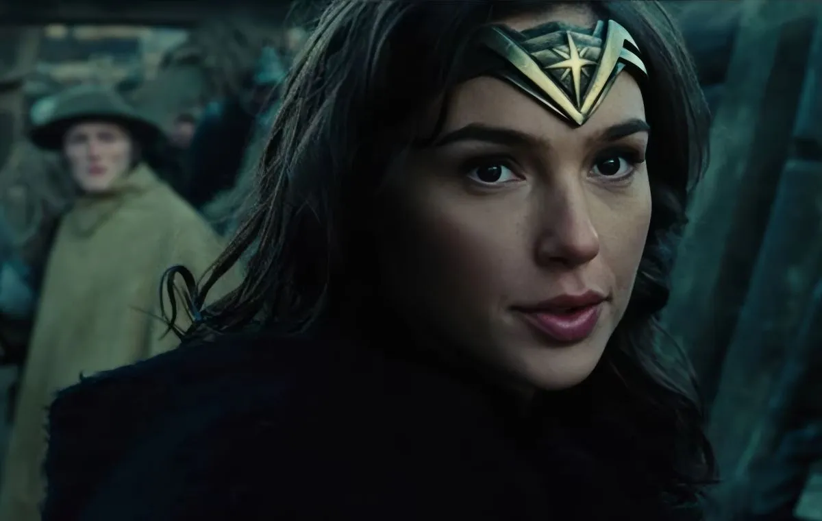 زن شگفتانگیز (Wonder Woman)