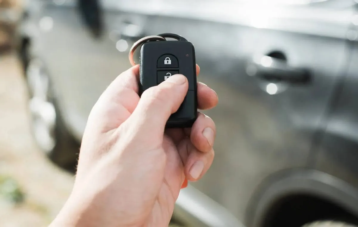 نگاهی به انواع دزدگیر خودرو