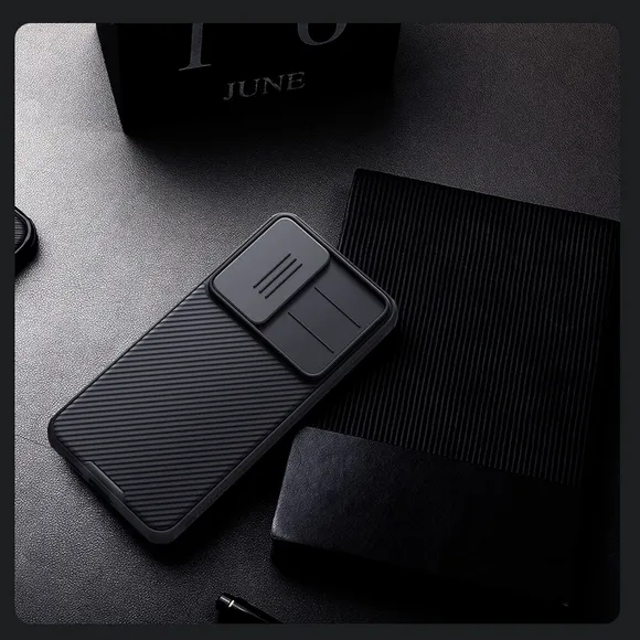 کاور نیلکین مدل CamShield Pro مناسب برای گوشی موبایل سامسونگ Galaxy S25 به رنگ مشکی