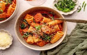 ۳ مدل طرز تهیه پاستا اسفناج؛ فوری و خوشمزه