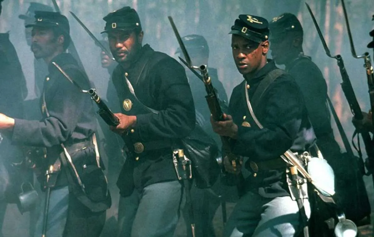 بهترین فیلمهای وسترن جنگی افتخار