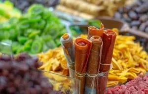 طرز تهیه لواشک گوجه سبز خانگی (ترش، شیرین و ملس)