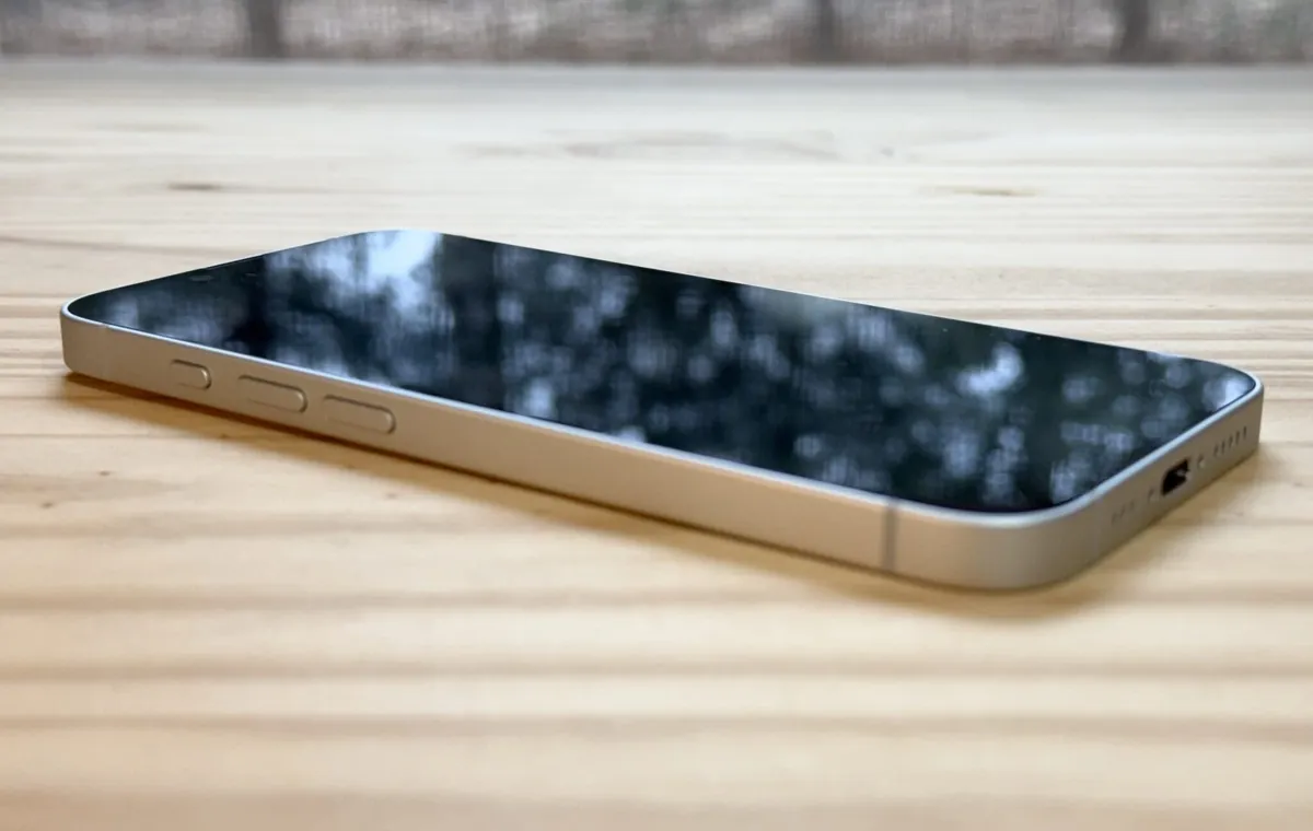 آیفون 17 پرو