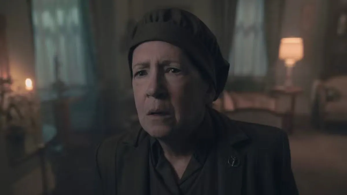 فصل ششم سریال سرگذشت ندیمه - خاله لیدیا