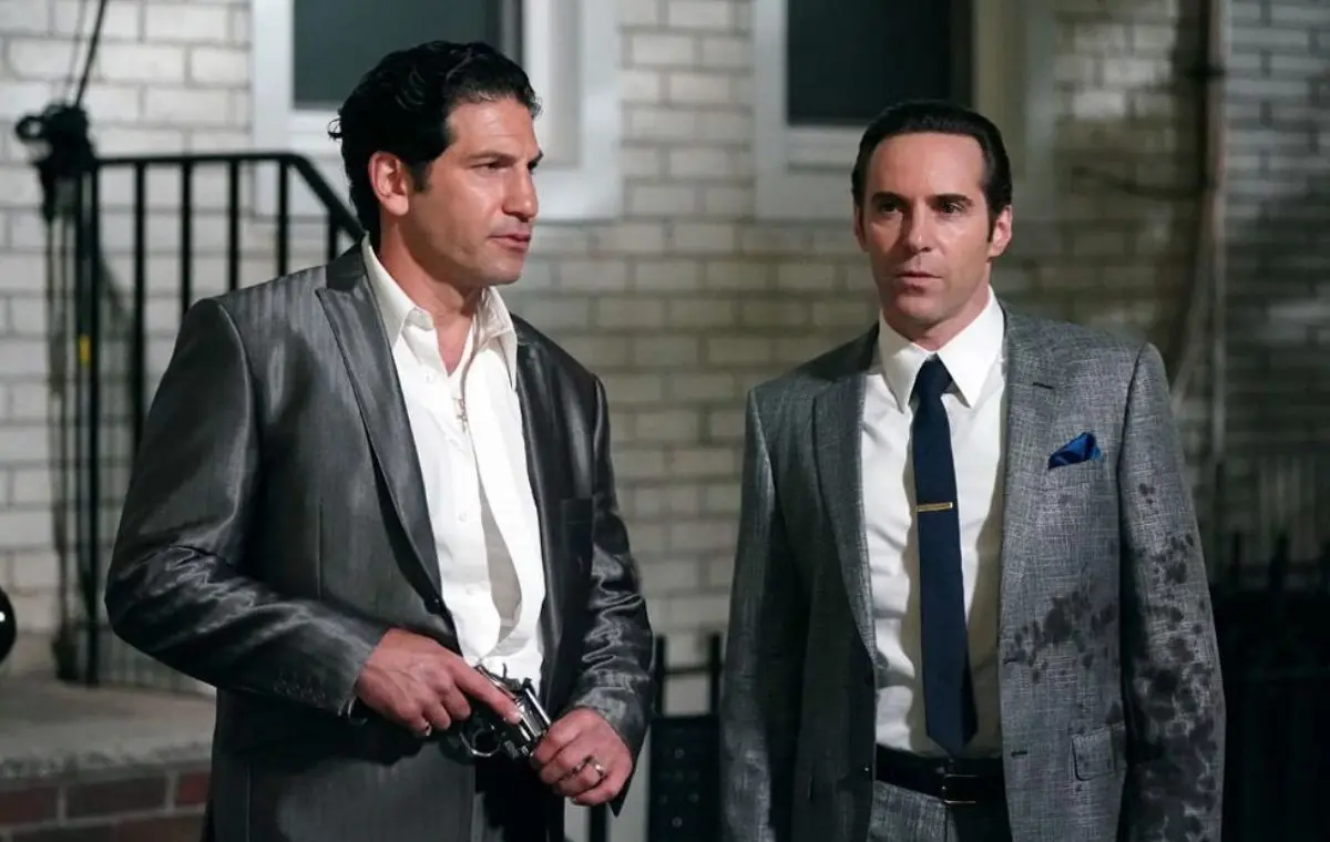 بهترین فیلمهای جان برنثال؛ قدیسان فراوان نیوآرک (The Many Saints of Newark)