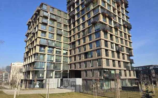 مقایسه دوربین گلکسی S25 اولترا با گلکسی S24 اولترا