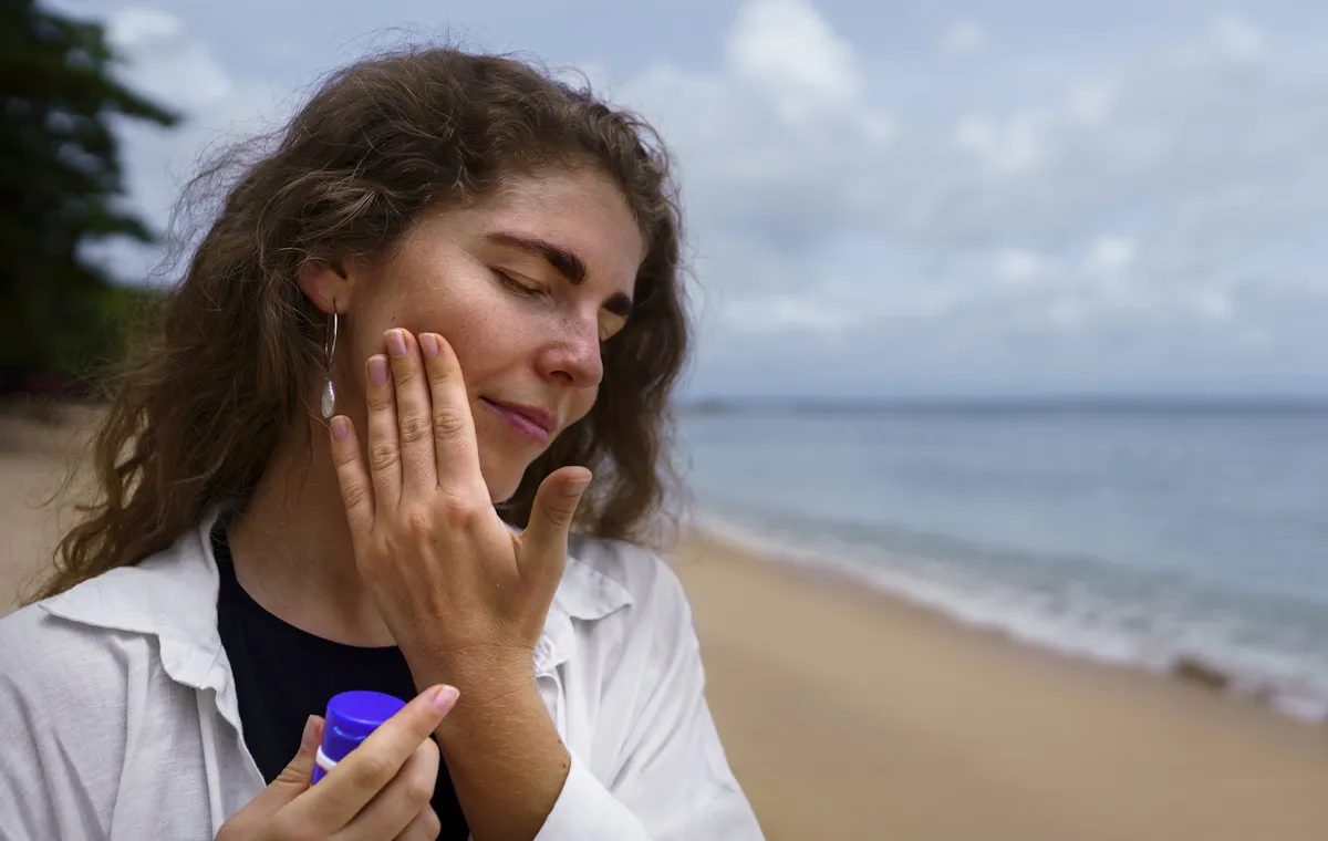 بهترین کرم ضد آفتاب بی رنگ خارجی