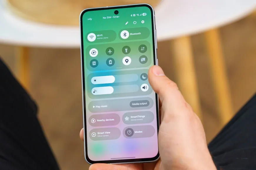مقایسه نرم‌افزاری گلکسی A56 با S24 FE