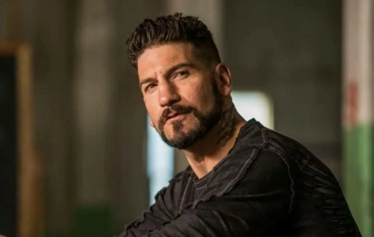 بهترین فیلمهای جان برنثال؛ بیبی راننده (Baby Driver)