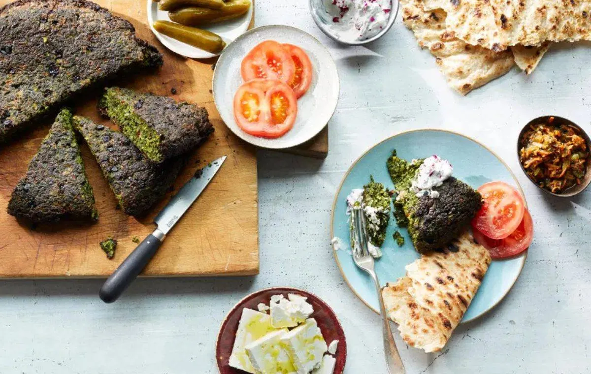 کوکو سبزی - غذای ساده برای شام