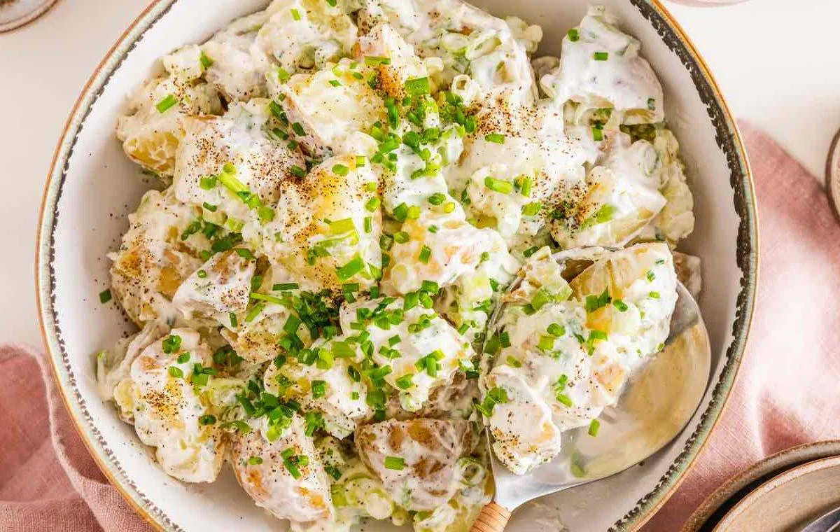 سالاد سیب زمینی - شام ساده با سیب زمینی