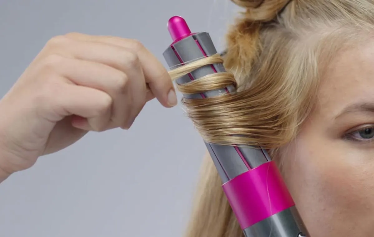 معرفی سشوار دایسون مدل Supersonic HD15 در بررسی سشوار های برند دایسون به همراه عکس سشوار دایسون