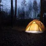 راهنمای خرید بهترین چراغ برای چادر مسافرتی