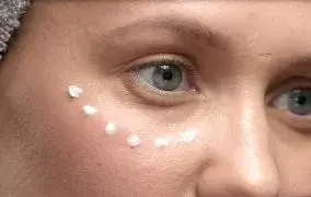 بهترین کرم دور چشم خارجی