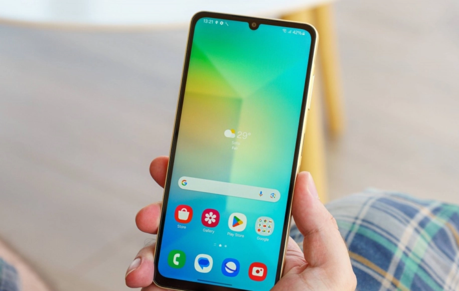 مقایسه پوکو c71 با a06