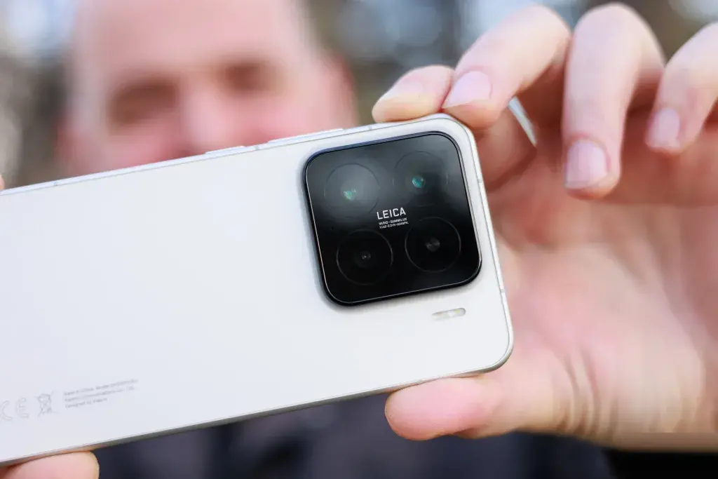 نقد و بررسی دوربین شیائومی 15