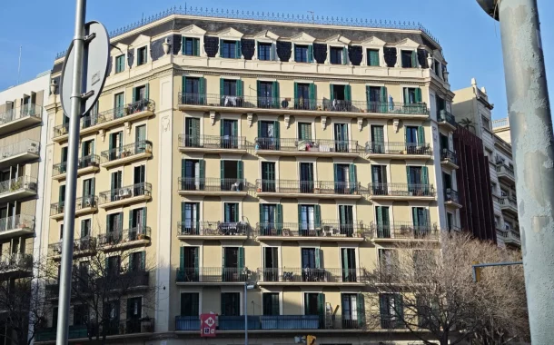 دوربین تله‌فوتو شیائومی 15 - زوم 2 برابری