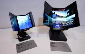 گوشی تاشو سه‌تکه سامسونگ