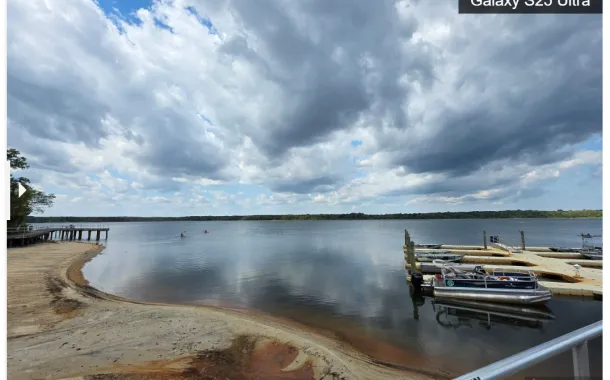 مقایسه دوربین گلکسی S25 اولترا با آیفون ۱۷ پرو مکس