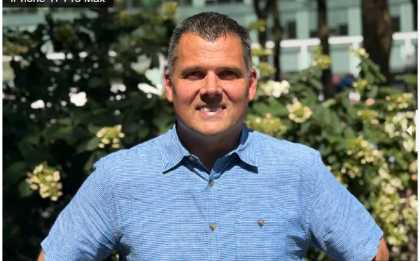 مقایسه دوربین گلکسی S25 اولترا با آیفون ۱۷ پرو مکس