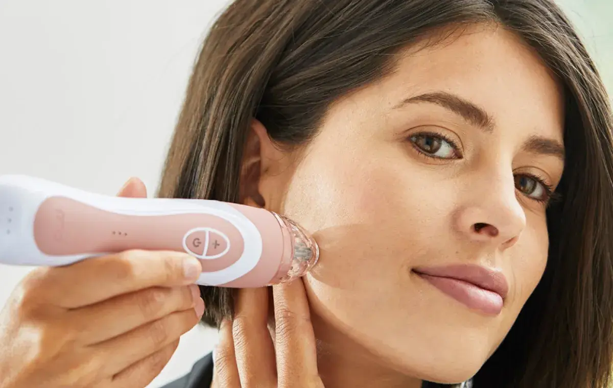 بهترین دستگاه میکرودرم خانگی؛ انتخابی که پوستتان را صاف و شفاف می‌کند