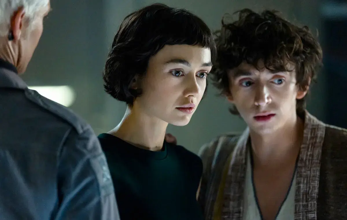 فصل اول سریال «بیگانه: زمین»