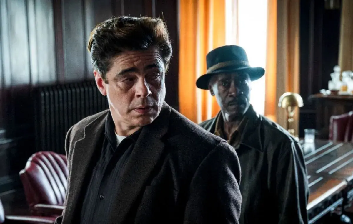 حرکت ناگهانی ممنوع (No Sudden Move)