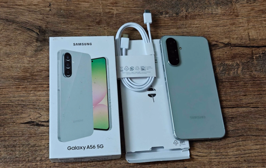 مقایسه a56 با s25 fe