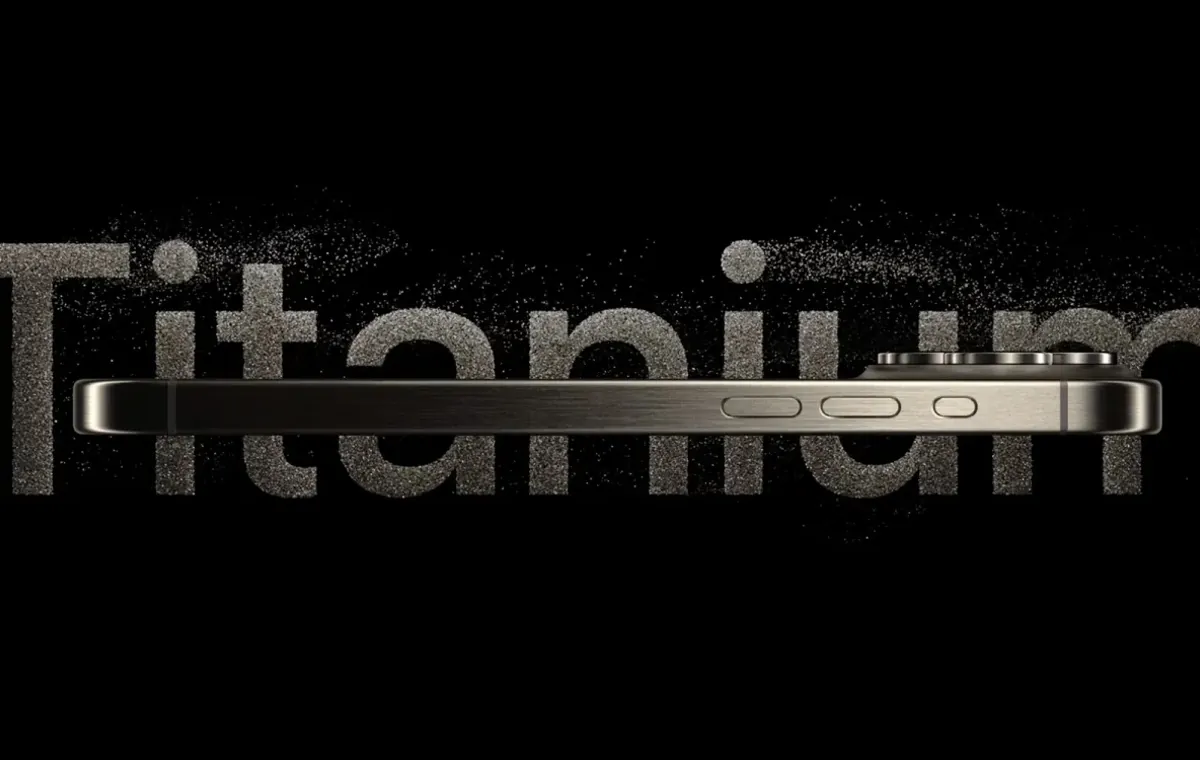 آیفون تیتانیومی