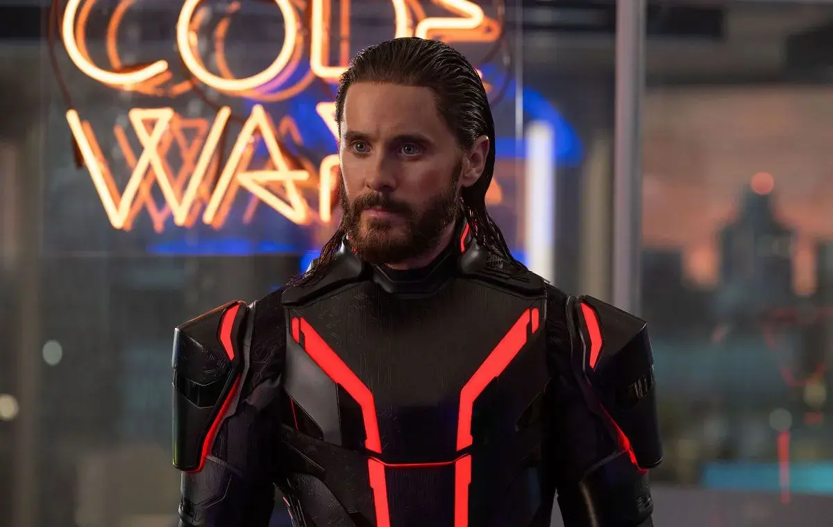 فروش فیلم ترون: آرس