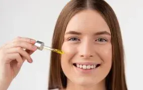 بهترین روغن برای لیفت صورت کدام است؟