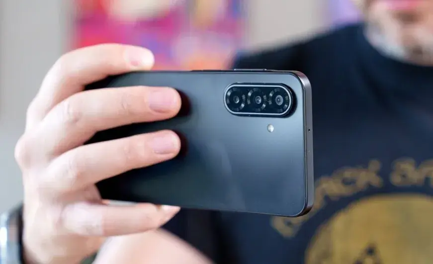 نقد و بررسی دوربین گلکسی A17