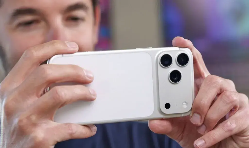 نقد و بررسی دوربین آیفون ۱۷ پرو مکس