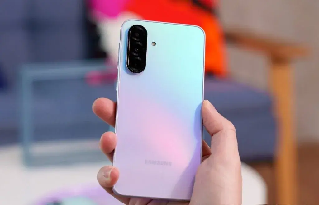 طراحی و کیفیت ساخت گلکسی A36 و ردمی نوت 14 پرو 5G