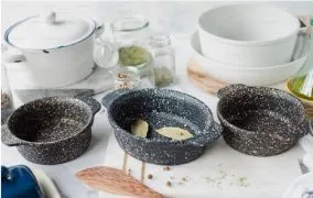 قابلمه گرانیتی