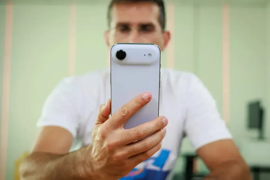 قیمت آیفون ایر در ایران